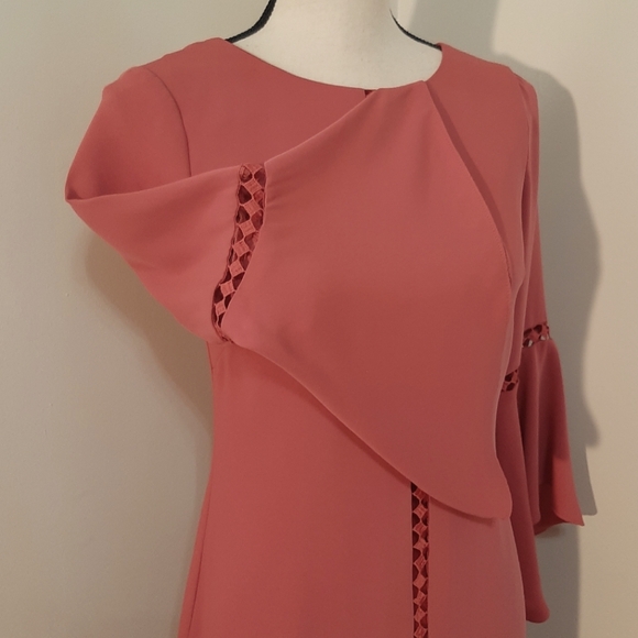 *FINAL SALE* White House Black Market Bell Sleeve Shift Dress - Picture 9 of 10